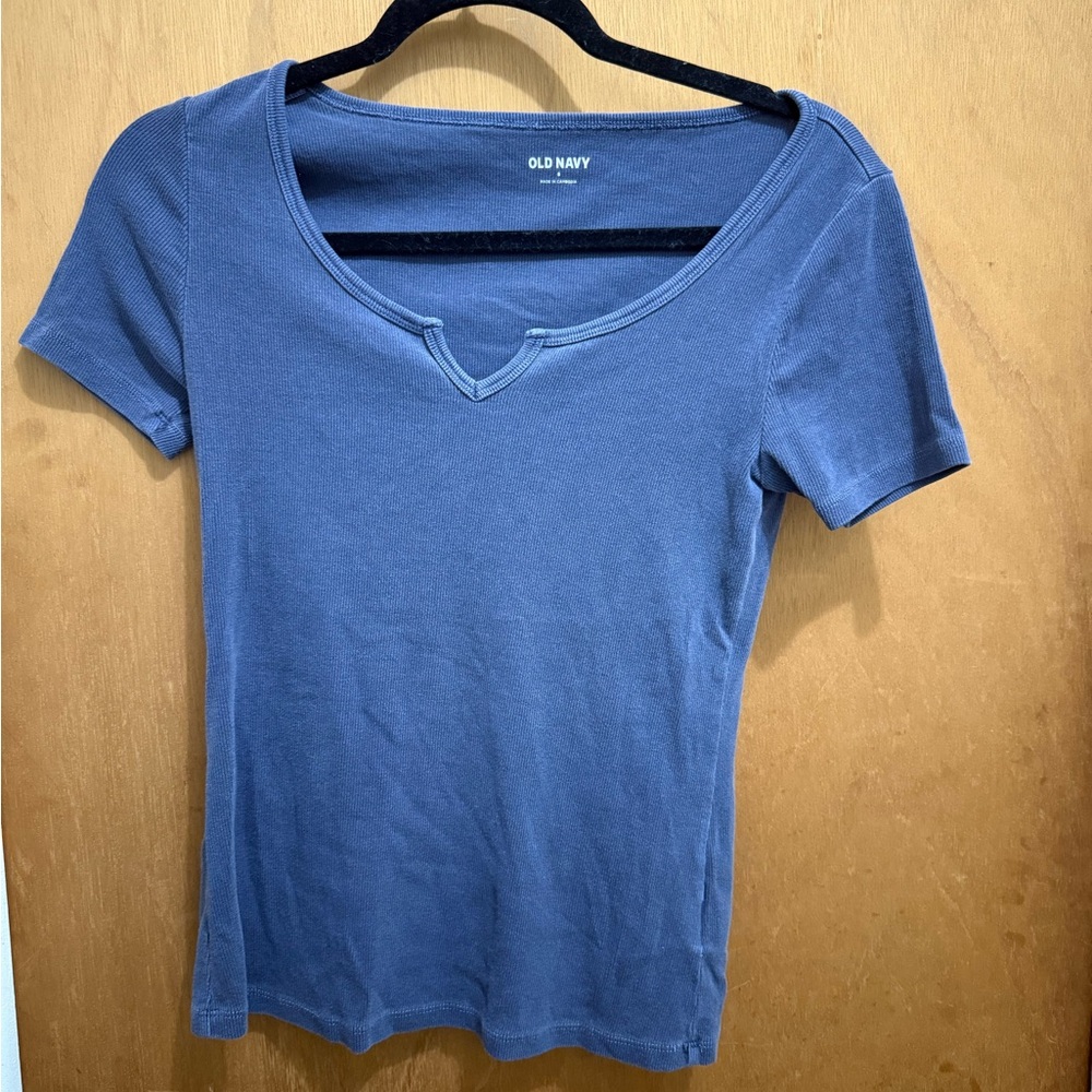 Old Navy Women's Blue V-Neck Top